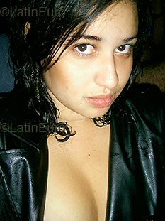Date this passionate Brazil girl Fabienne from BRASILIA B3023