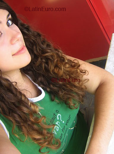 Date this sultry Brazil girl Silvia from TEOFILO OTONI B3031