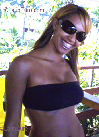 Date this lovely Brazil girl Regiane from  B3081