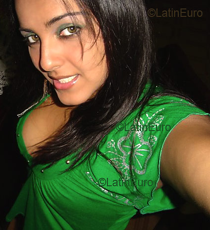 Date this tall Brazil girl Debora from  B3195