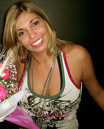 Date this tall Brazil girl Adriana from VOLTA REDONDA B3205