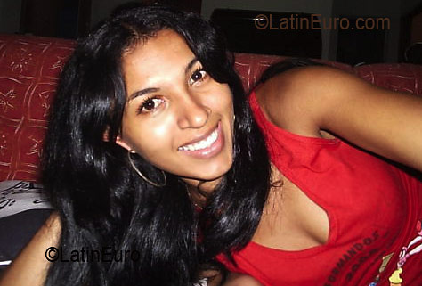 Date this passionate Brazil girl Livia from TERESINA B3218