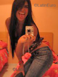 Date this lovely Brazil girl Yasmim from RIO DE JANEIRO B3239