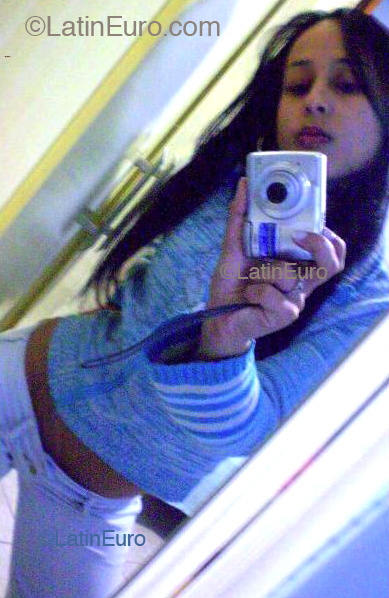 Date this sensual Brazil girl Maysa from SAO PAULO B3258