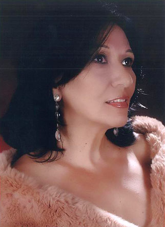 Date this sensual Brazil girl Vania from  B3271