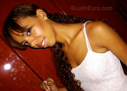 Date this beautiful Brazil girl Giullya-Br from FLORIANOPOLIS B3330