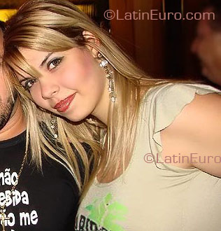 Date this delightful Brazil girl Luana from CARIACICA B3360