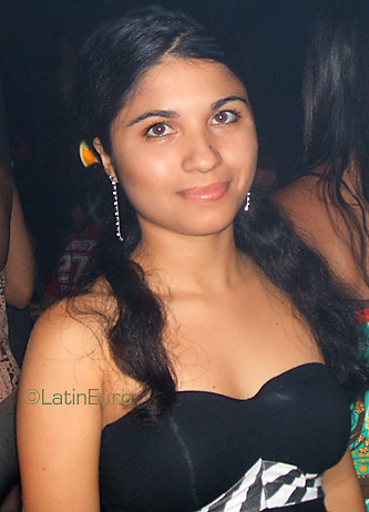 Date this gorgeous Brazil girl Tainan from FORTALEZA B3639