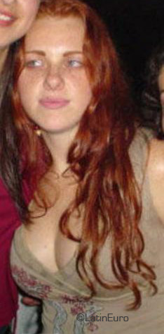 Date this stunning Brazil girl Genie from SAO JOSE B3741