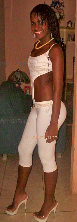 Date this tall Brazil girl Gleicy from RIO DE JANEIRO B3823