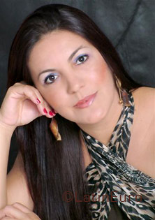 Date this fun Brazil girl Luciana from FRANCA B3824