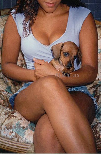 Date this charming Brazil girl Katia from RIO DE JANEIRO B3983
