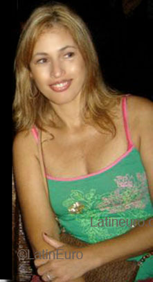 Date this sensual Brazil girl Bel from RIO DE JANEIRO B4057