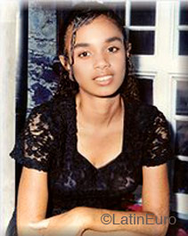 Date this exotic Brazil girl Janaina from PENAPOLIS B4172