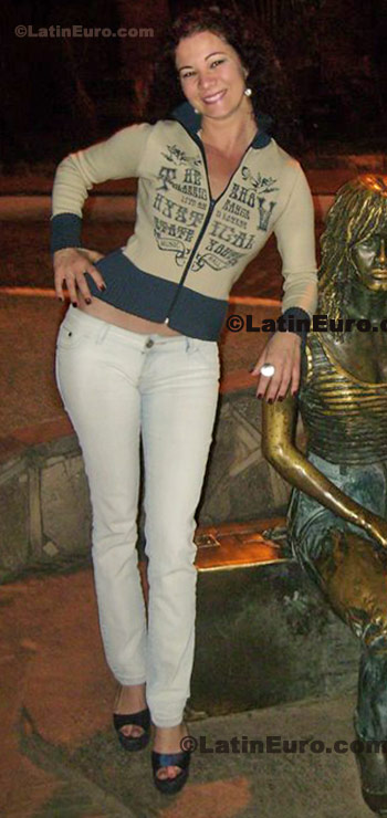 Date this tall Brazil girl Rose- from Cabo Frio B42