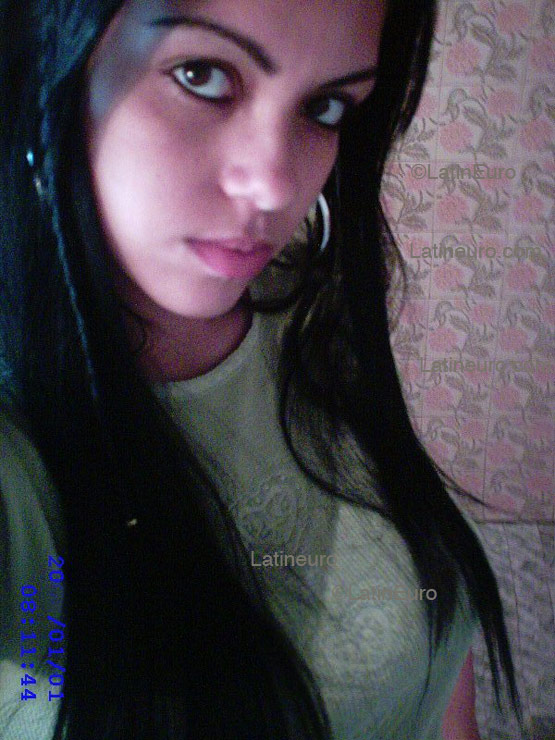 Date this passionate Brazil girl Anna from MARINGA B4216