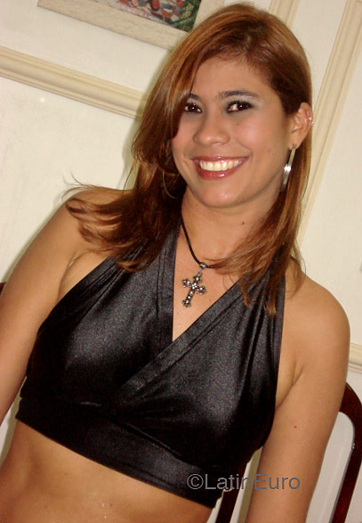 Date this beautiful Brazil girl Nadia from BELEM B4372