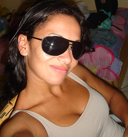 Date this passionate Brazil girl Lidiana from PORTO VELHO B4374