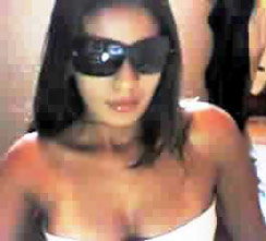 Date this cute Brazil girl Dominique from RIO VERDE B4395