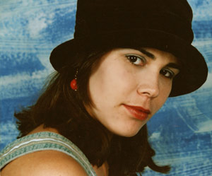 Date this sensual Brazil girl Graziella from VALADARES B4404