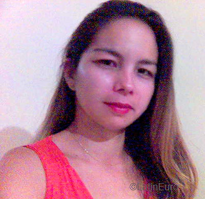 Date this beautiful Brazil girl Lidiane from CUIABA B4443