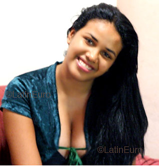 Date this beautiful Brazil girl Fabiana from SANTA INES B4450