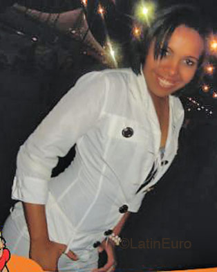 Date this charming Brazil girl Patricia from ARCOVERDE B4466