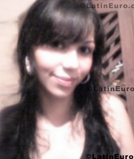 Date this charming Brazil girl Sharon from Rio Branco B448