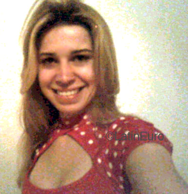 Date this voluptuous Brazil girl Karine from SAO JORGE B4489