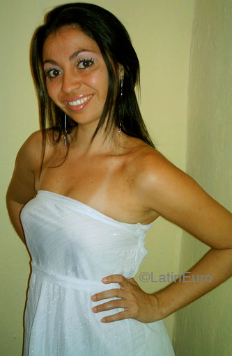 Date this fun Brazil girl Lidiane from MARESIAS B4610