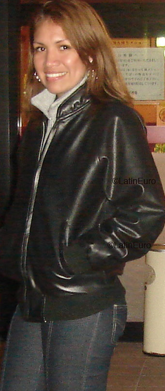 Date this lovely Brazil girl Silmara from  B4629