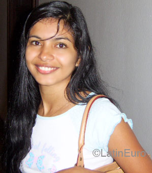Date this athletic Brazil girl Josiane from MANAUS B4691