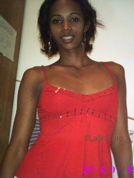 Date this sensual Brazil girl Daniela from SAO LUIS B4716