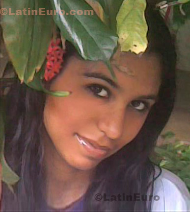 Date this stunning Brazil girl Lucy from Fortaleza B492