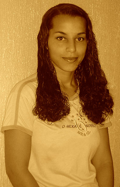 Date this happy Brazil girl Nilciele from  B5017