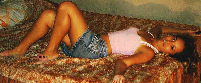 Date this sensual Brazil girl Andressa- from PORTO FELIZ B5033