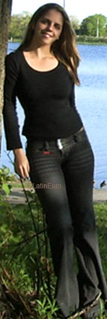 Date this beautiful Brazil girl Ana from SALVADOR B5107