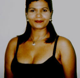 Date this foxy Brazil girl Lucineide from RECIFE B5186