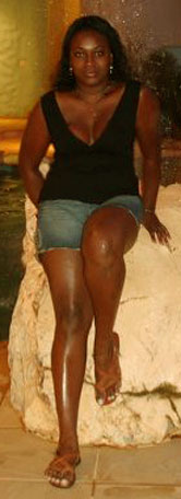 Date this charming Brazil girl Roberta from SAO PAULO B5345