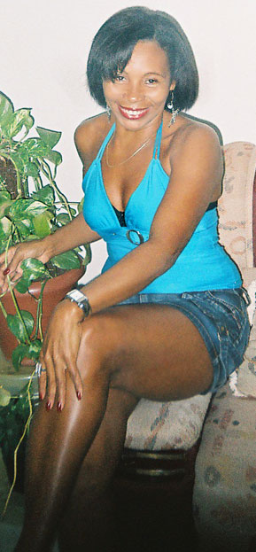 Date this hot Brazil girl Ana from TAGUATINGA B5363