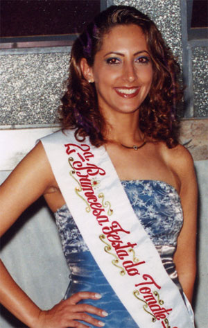 Date this athletic Brazil girl Nilceia from  B5381