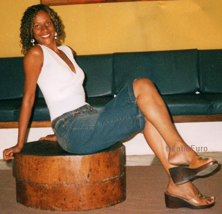 Date this young Brazil girl Elizabeth from RIO DE JANEIRO B5454