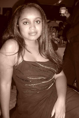 Date this funny Brazil girl Liliana from BELO HORIZONTE B5482
