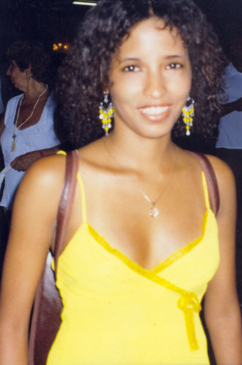 Date this athletic Brazil girl Rosy from RIO DE JANEIRO B5741