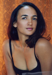 Date this sultry Brazil girl Cristiane from FORTALEZA B5765