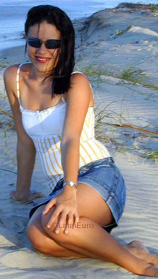 Date this young Brazil girl Alinne from ICARAI B5770