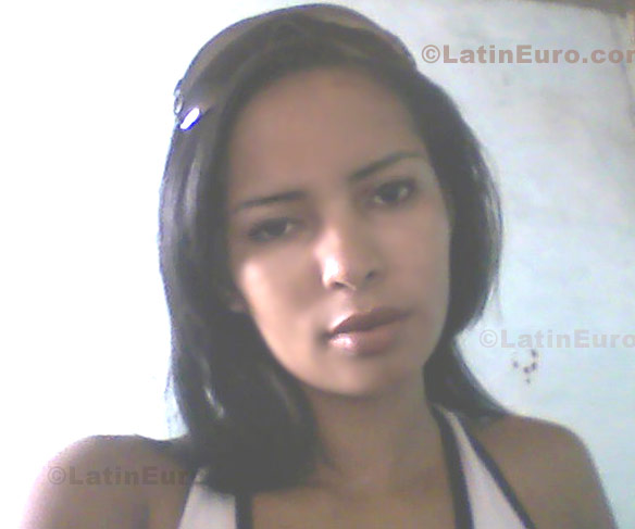 Date this sultry Brazil girl Brigida from Maraba B588