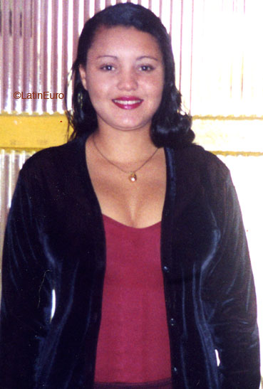 Date this young Brazil girl 27 from ARACAJU B6079