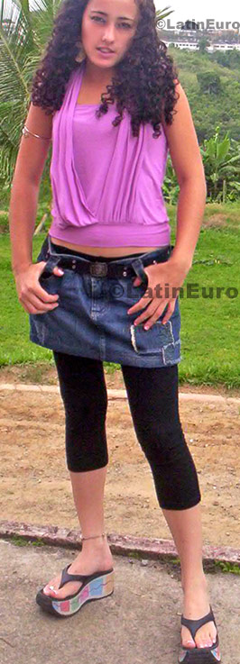 Date this fun Brazil girl Fabricia from Cariacica B609