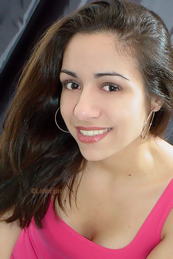 Date this lovely Brazil girl Danielle from JOINVILLE B6094